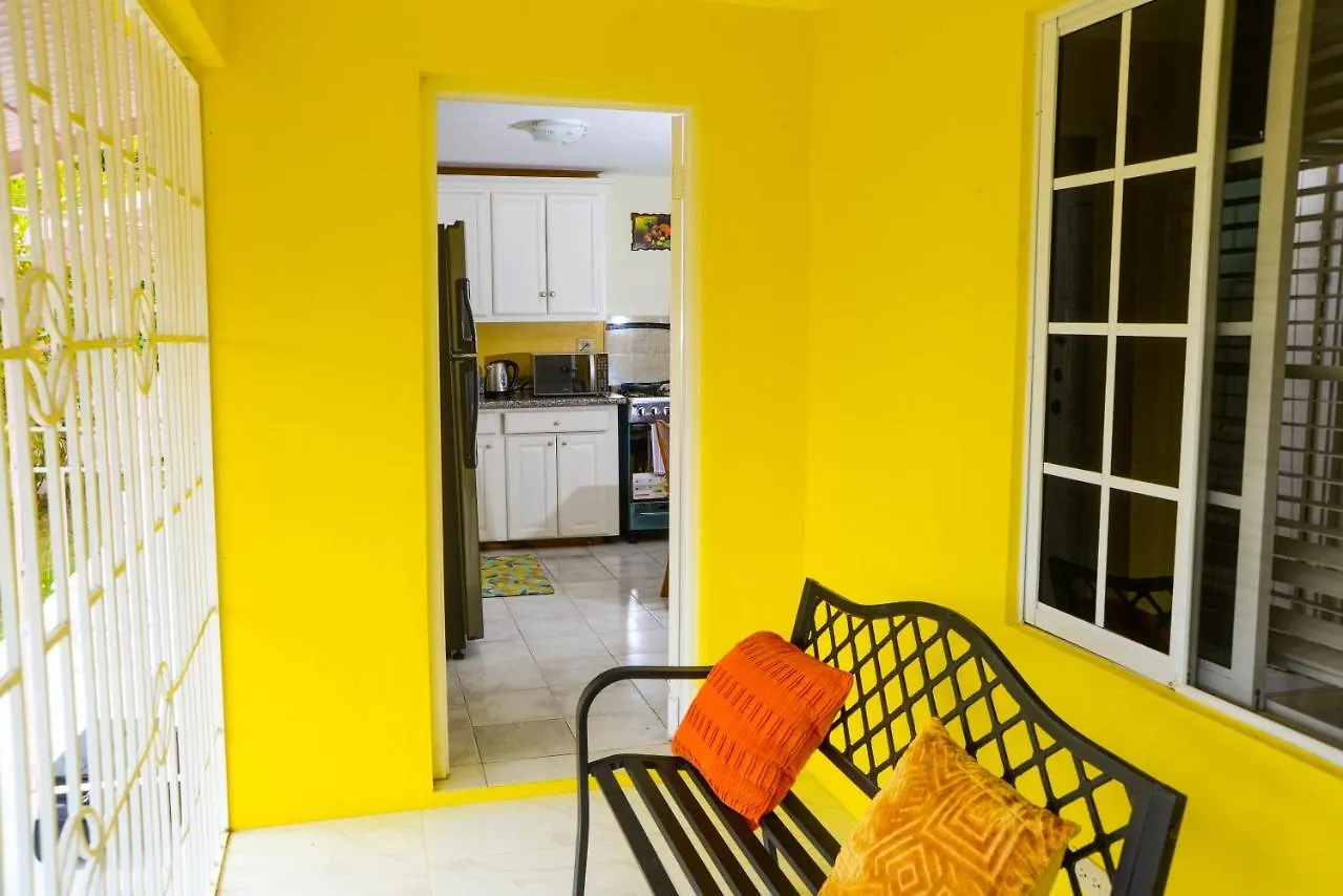 Three Palm Villa Montego Bay 0*,